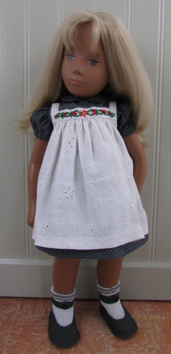 Sasha Limited Edition Outfit